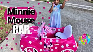 Minnie Mouse Car Adventure With Izzy