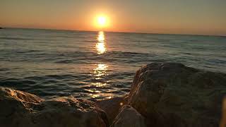 DİNLENDİRİCİ DENİZ SESİ, SU ve DALGA SESİ. Sakinleştirici Deniz Manzarası, Rahatlatıcı Video.