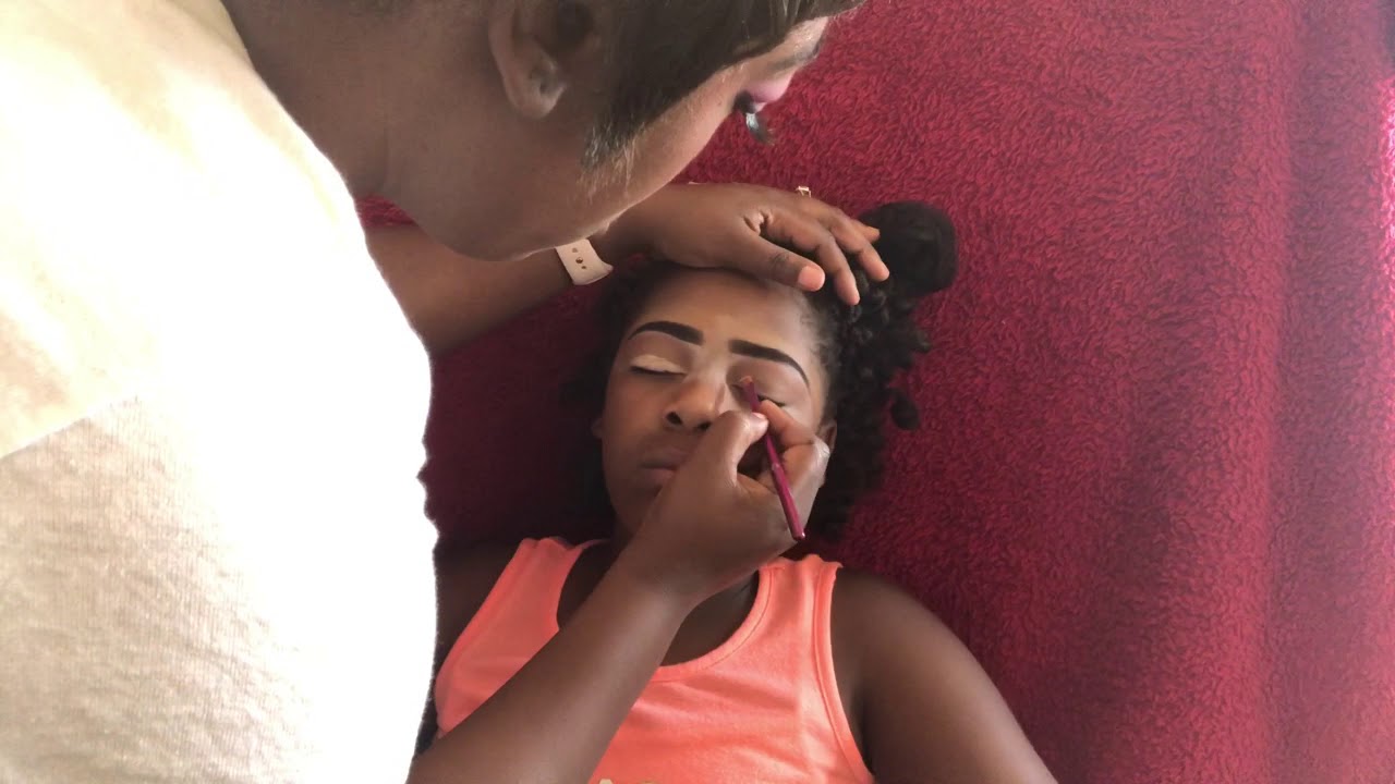 Makeup Tutorial Using The Crayon Case