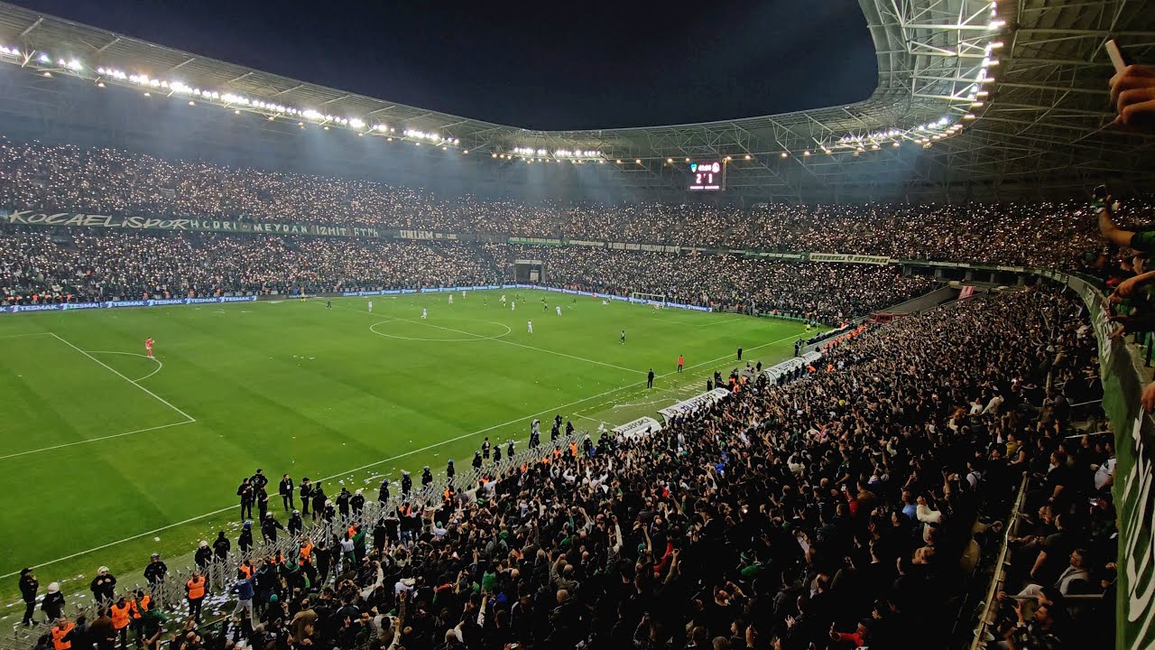 Kocaelispor 3-1 Sakaryaspor Tribün Klibi (35 Bin Taraftar) #kocaelispor #sakaryaspor #hodrimeydan