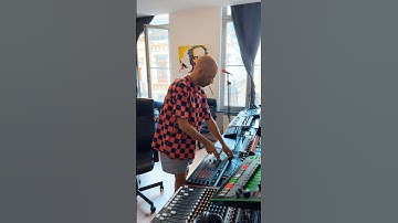 Time flies | #music #electronicmusic #techno #jam #analog #rave #studio #breakbeat #synthjam #live