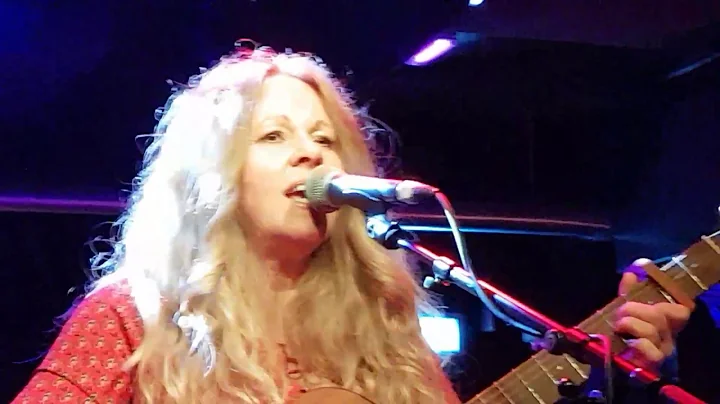 Amanda Randall - ELCTRIC BLUE -  LIVE Songwriting ...