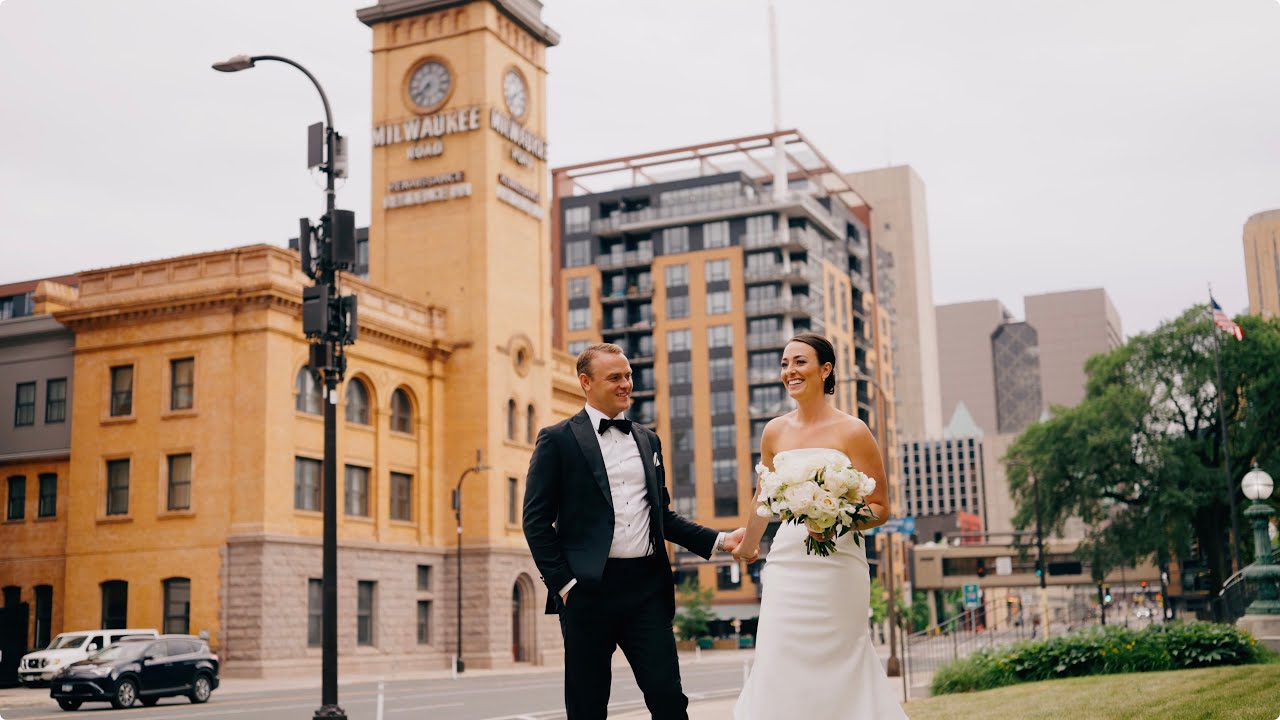 Katie + Nick - Classy Minneapolis Wedding at Renaissance Hotel, The Depot