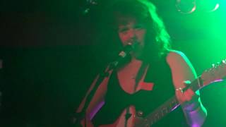 Watch Pip Blom Sorry video