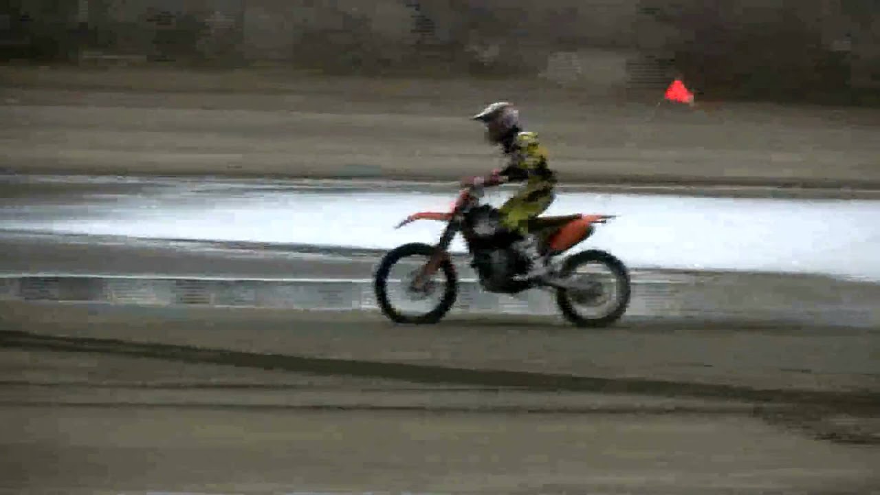 Hydroplaning at Egin Lake