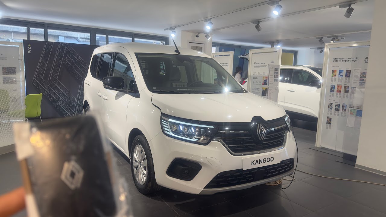 Kangoo’ya Giriş! | Kangoo Multix Techno | Neler Sunuyor? | Benzinli Ticari Olur Mu?