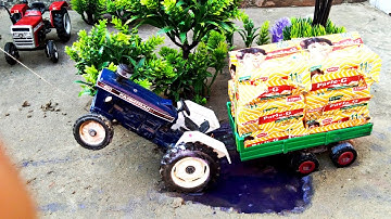 Eicher mini tractor  stuck in mud with parleg mini science project mini science project part#11