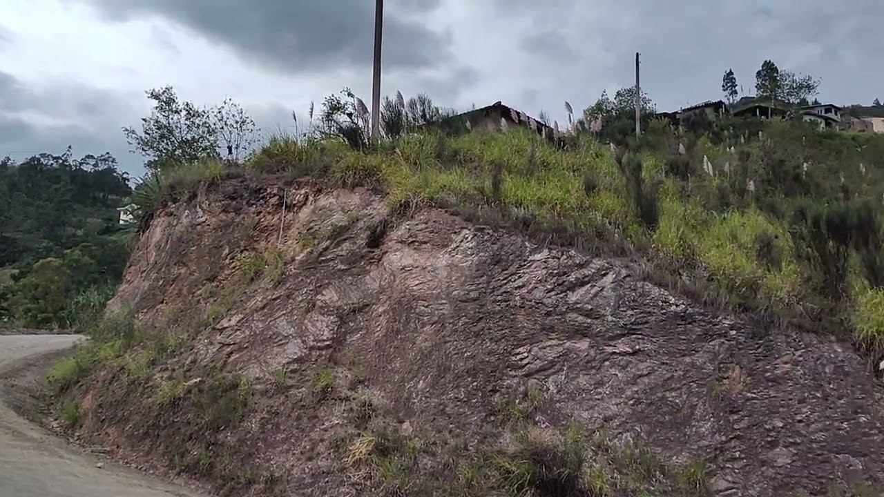 Parroquia El Cabo desde la meseta de Chapetón.