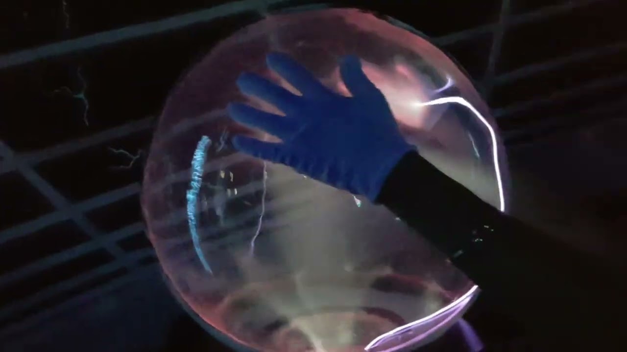 Лампочки, статическое электричество, молния, различные видеоролики об электричестве (20).