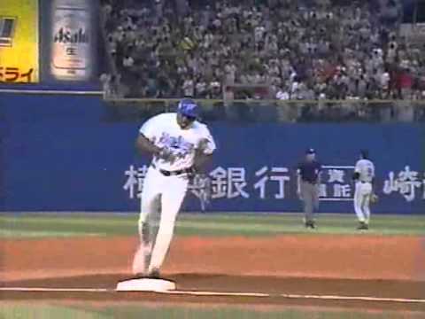 T. Woods hits his 29th home run, a go-ahead 3-run homer (August 24