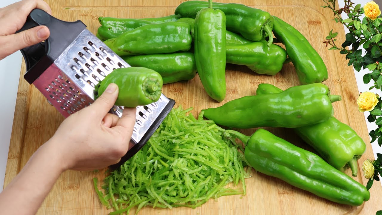 عندك فلفل أخضر في المنزل حضريه بطريقة لن تخطر على بالك وصفة إقتصادية و سريعة
