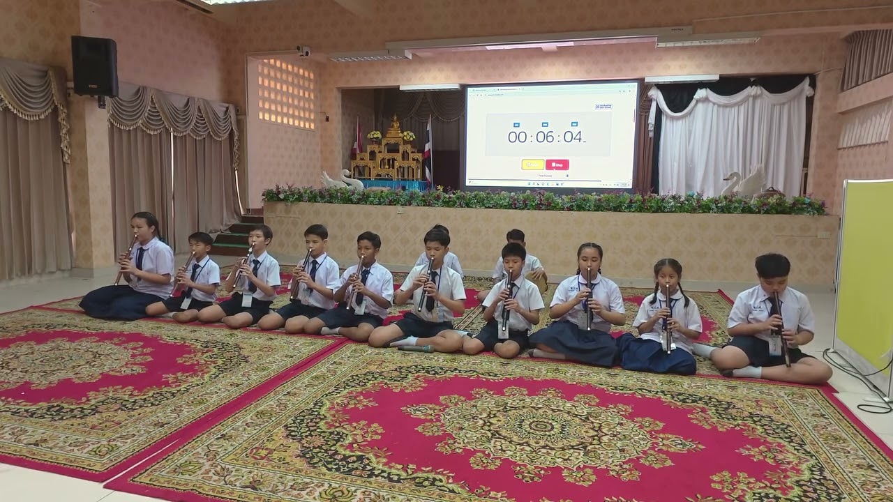 รางวัลเกียรติบัตรระดับเหรียญทองชนะเลิศการแข่งขันขลุ่ยเพียงออหมู่ ศิลปหัตถกรรมครั้งที่ 73