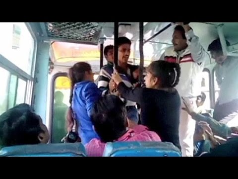 Deutsches Mädchen Wird Im Bus Belästigt Deutsches Mädchen Wird Im Bus Belästigt
