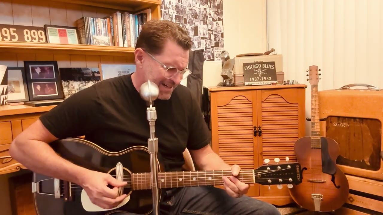 Rollin’ and Tumblin’ – Muddy Waters | Early Electric Blues Home Performance