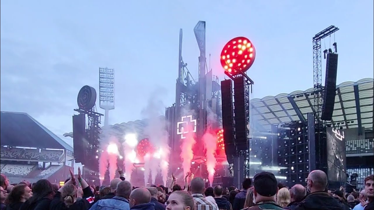 RAMMSTEIN - ANGST - [ LIVE in Bruxelles 03/08/2023 ] - YouTube