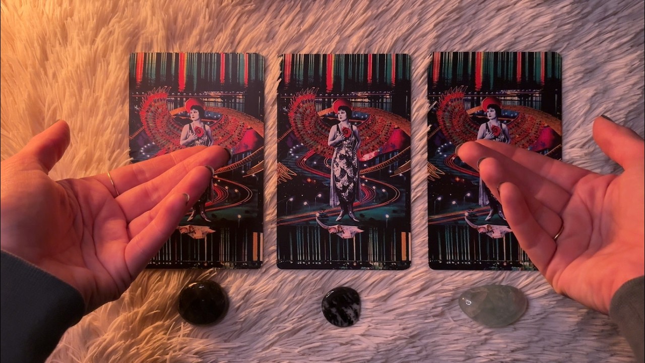 ASMR Timeless Tarot Reading (Pick a Pile) 🎱🌹