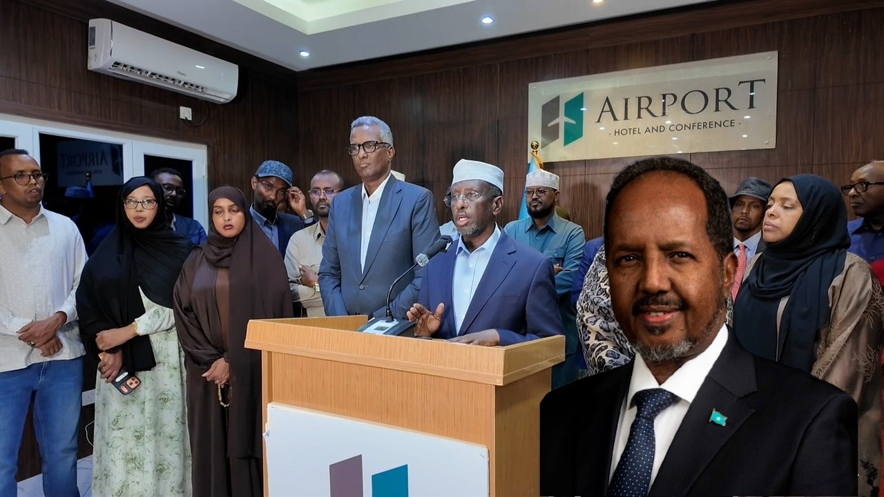 DEG DEG:-Sheekh Shariif oo si kulul uga hadlay Tallaabooyinka lagu ansixinayo Dastuurka iyo