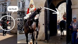 DISRESPECTFUL Tourists Contributed for this Happened at Changing of the Guards in London
