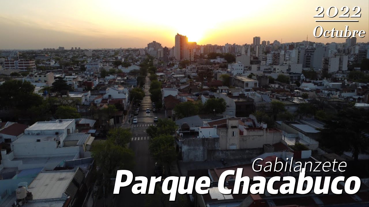 Parque Chacabuco y Barrio Cafferata