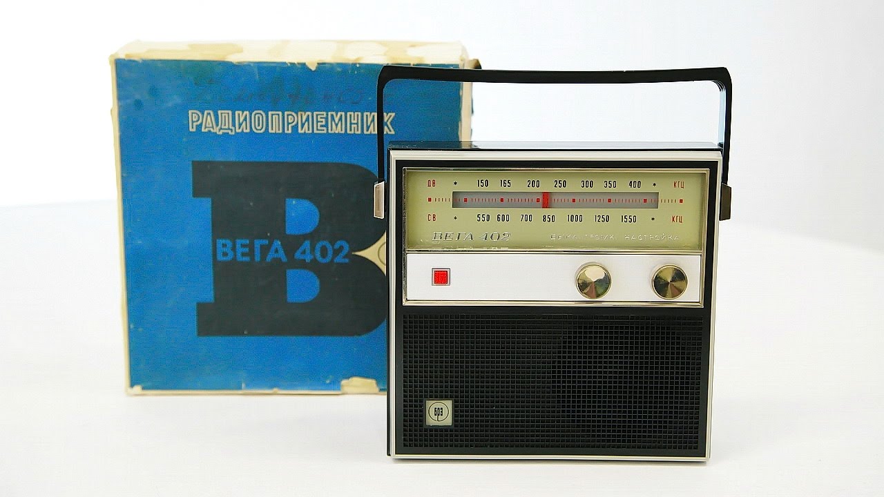 Обзор Радиоприемник Вега 402 СССР 1968 год