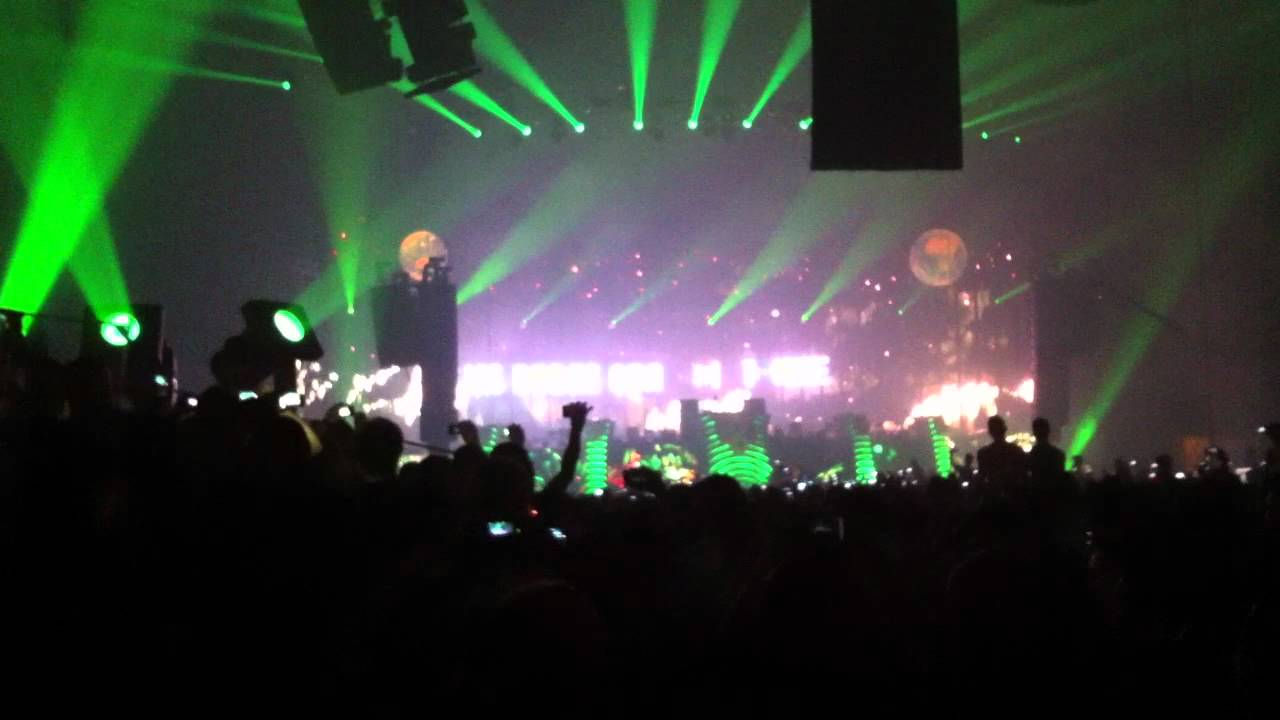 HeadHunterz Intro Reveze 2012