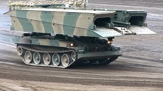 【90式戦車・10式戦車等】2014富士学校開設60周年記念行事・観閲行進