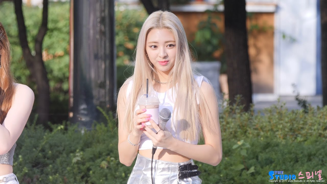 190831 ITZY 있지 유나 YUNA 입장 4K 직캠 @ 음악중심 미니팬미팅 by Spinel