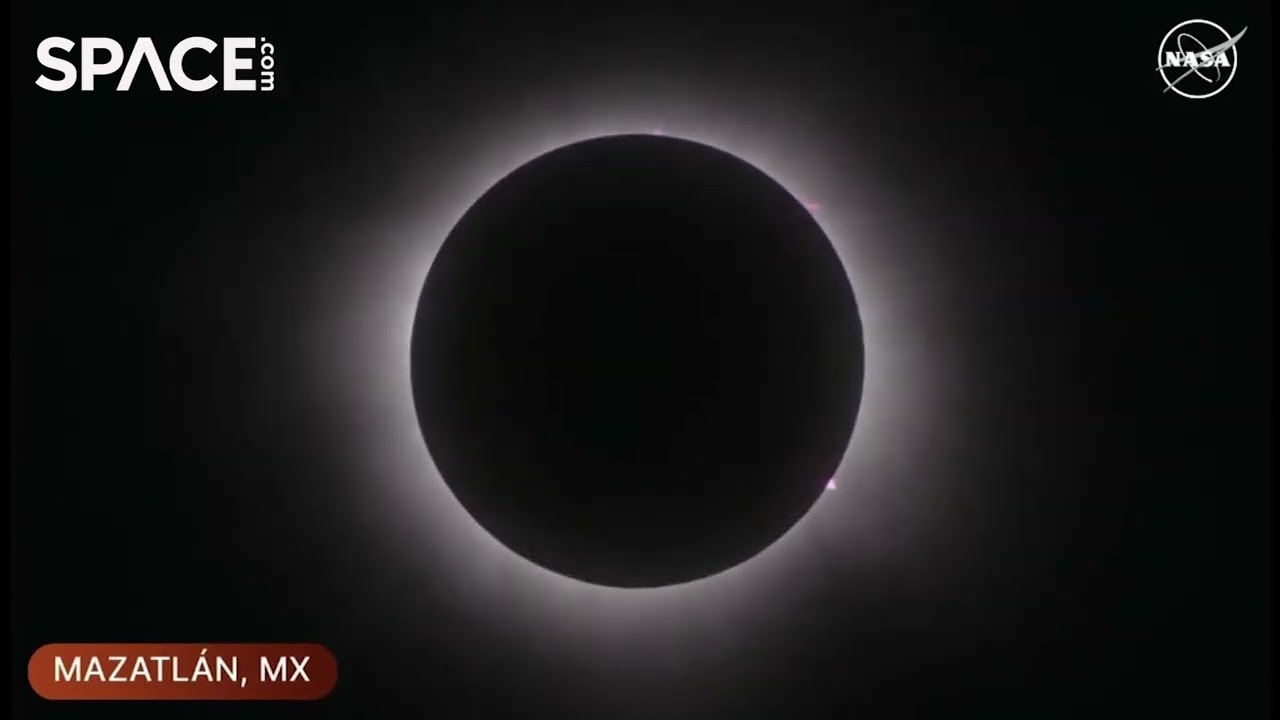 Totality! 2024 solar eclipse peaks over Mexico - See the first view