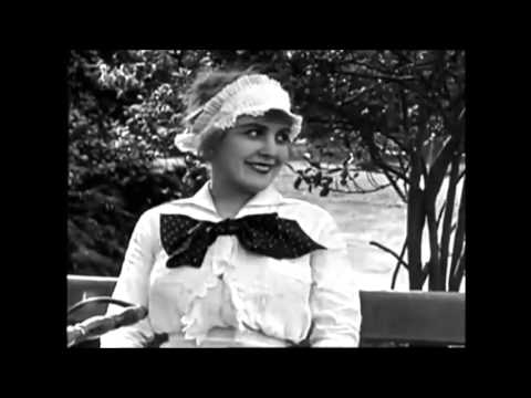 วีดีโอ: Edna Purviance: ชีวประวัติและผลงานมิวส์หลักของชาร์ลี แชปลิน