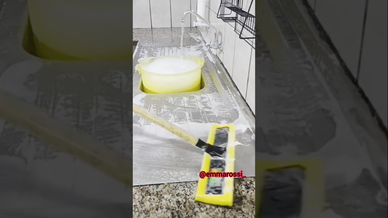 SO MUCH FOAM & WATER  SPARKLING SINK