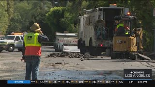 Water main break floods, damages road in Sherman Oaks