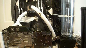 Ep 27: Winter Oak custom PC build (draining my first water cooling loop)