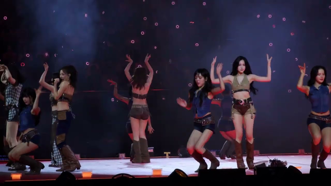 251213 TWICE HELL IN HEAVEN/ THIS IS FOR IN BANGKOK #twice