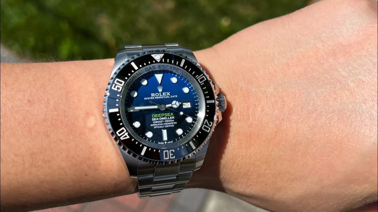 深度讲解劳力士蓝鬼王鬼使型号126660手表的佩戴感受，外形细节以及是否适合购买，入坑前必看。