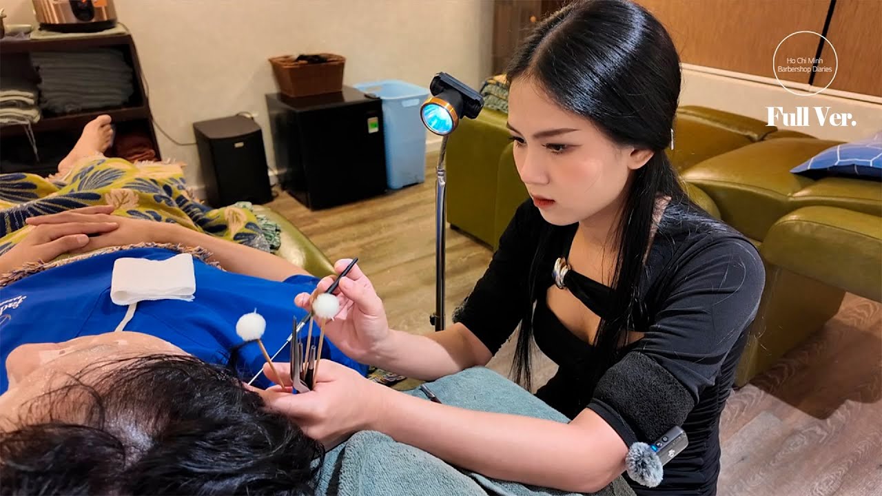 [Full ASMR] Intimate Ear Cleaning Sounds / 가까이서 들리는 속삭임 / 密着耳そうじ音体験