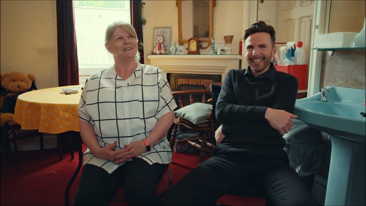 The staff who keep Highclere looking flawless ✨🏰