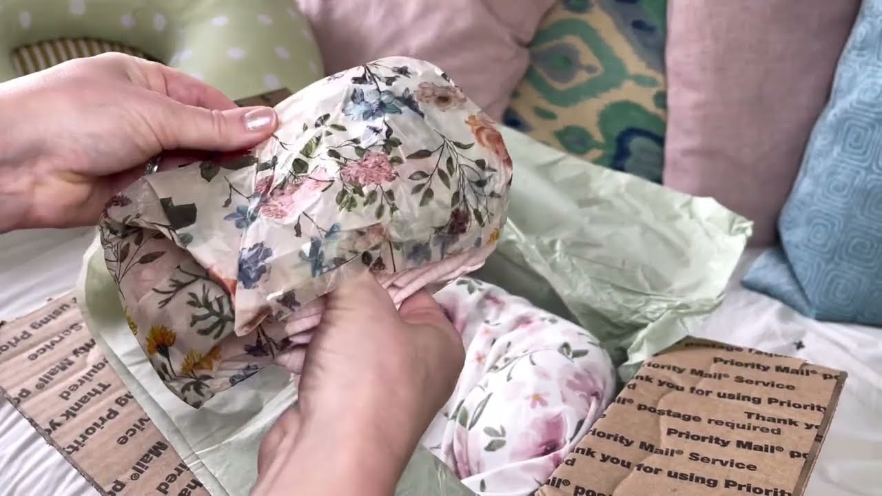Открытие коробки с куклой Reborn Baby Doll 😊😊😊