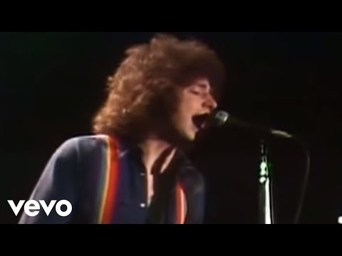 Toto-Hold-The-Line-Official-Music-Video