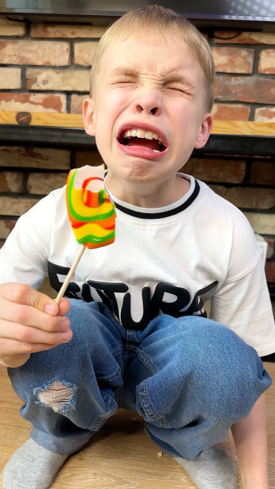 Dad RESTORED THE BROKEN CANDY ? for son? #funny #comedy #cute