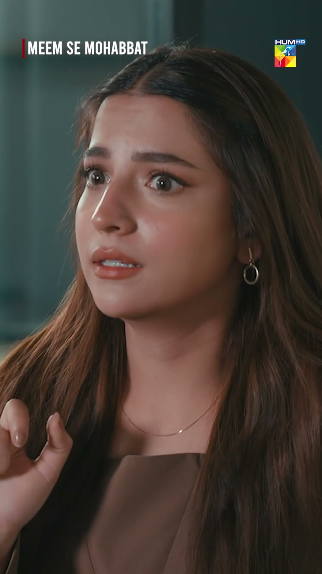 Roshi Ne Sir Talha Par Chai Gira Di..! #shorts #dananeermubeen #ahadrazamir #meemsemohabbat