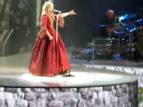 Taylor Swift - "Love Story" Staples Center 4/16/2010