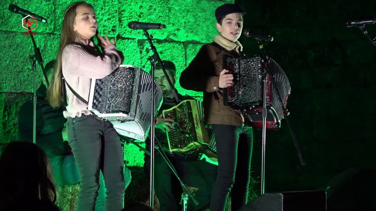 Desgarrada - Eduarda e Samuel - Marotos da Concertina |  Castelo do Lindoso 2019