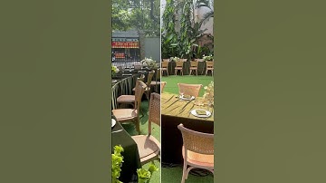 Bàn Chữ C – Ghế Crossback Rattan | Dấu Ấn Tinh Tế Cho Tiệc Cưới Ngoài Trời #wedding #event #onechair