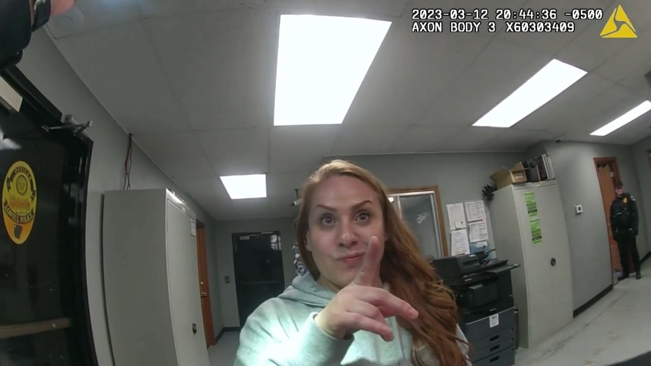 Routine Traffic Stop Goes Horribly Wrong - YouTube