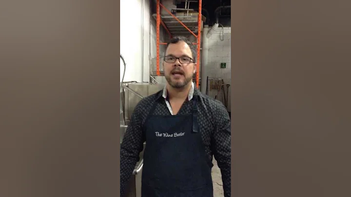 How to get wine labels off your wine bottle