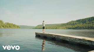Me Without My Hometown (Lyric Video) - Owen Riegling
