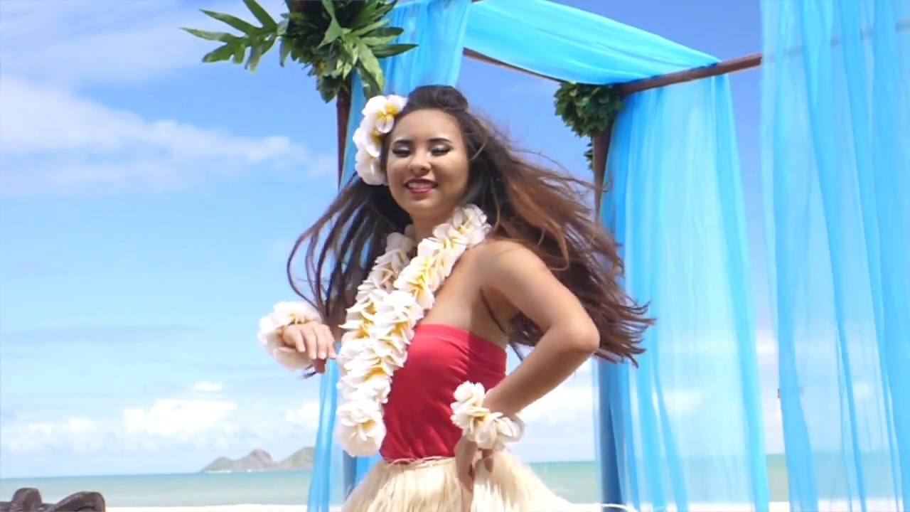 Hula Girl Dancing At A Beach Wedding In Hawaii Youtube