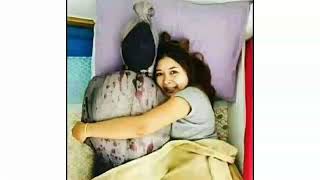 Viral !! Bantal guling pocong,dijamin tidur anda nyenyak.