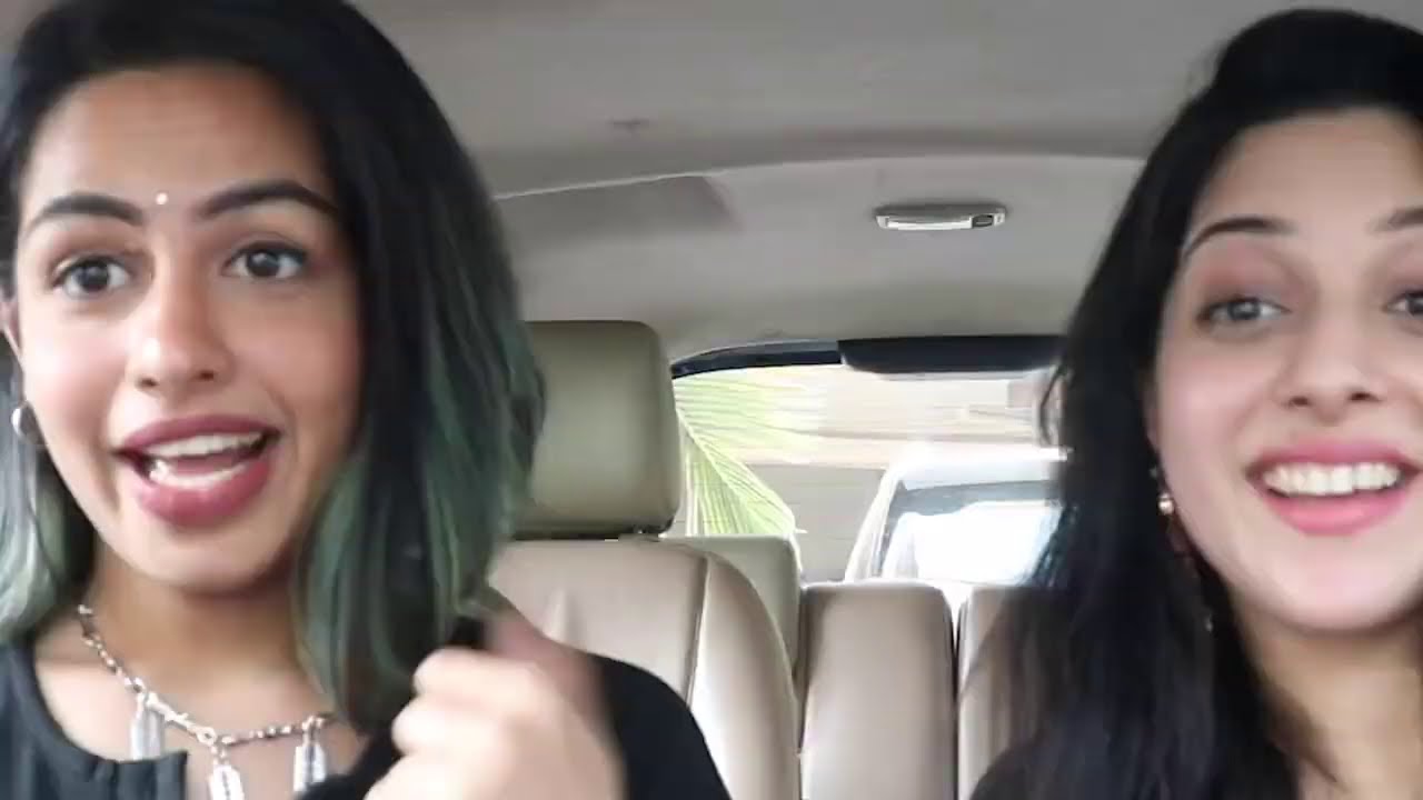 Qora tanli erkak oq tanli ayolni sikiga mixlaydi (porno)