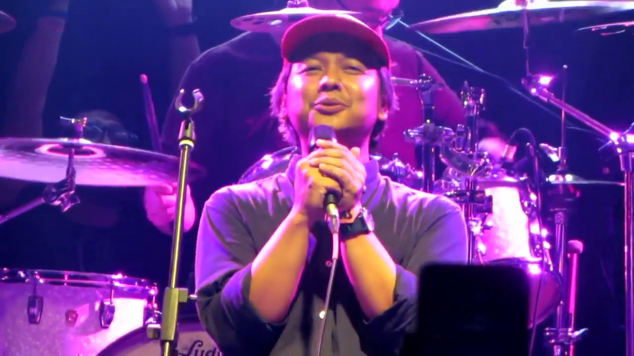 SORE feat. Cholil Mahmud (Efek Rumah Kaca) - Karolina live at Oye, Adelante! Jakarta 22/12/2019